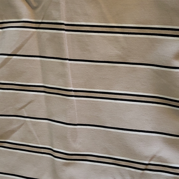 Plus size woman's capri - Picture 4 of 4